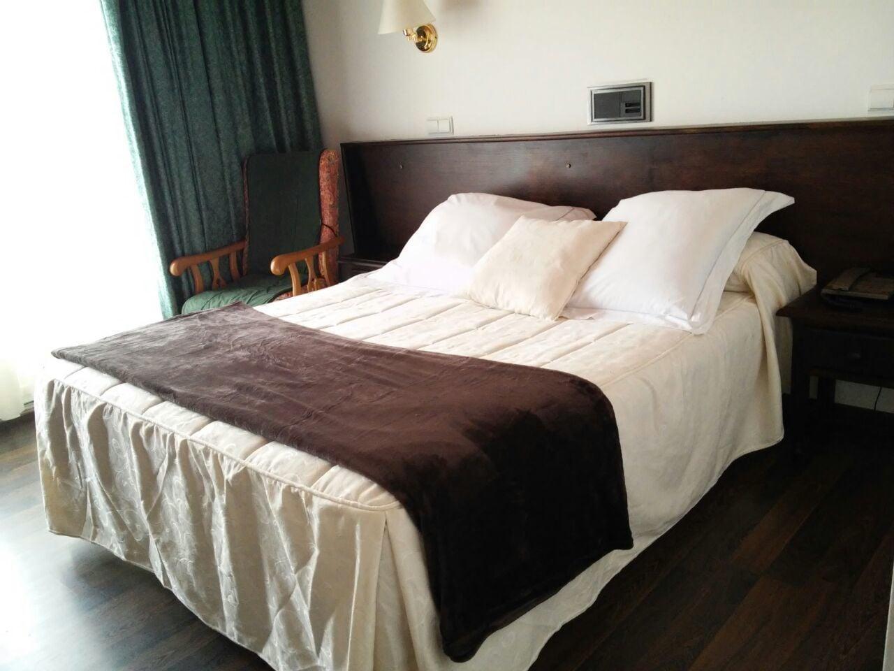 Hotel Park نويا المظهر الخارجي الصورة