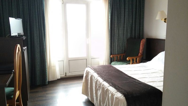 Hotel Park نويا المظهر الخارجي الصورة